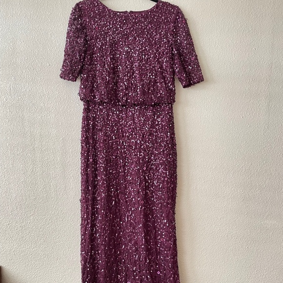 Adrianna Papell Dresses & Skirts - Adrianna Papell Sequined Cap Sleeve Gown